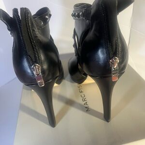 Marc Fisher size 9 1/2